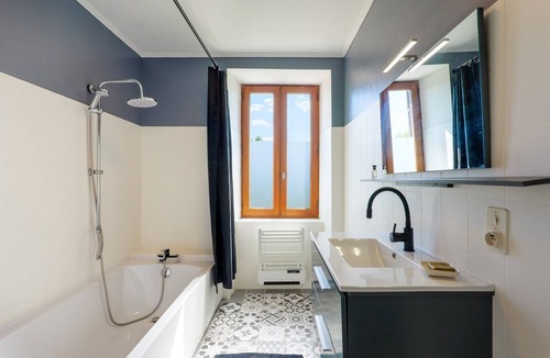 Ruoms Bed & Breakfast | Guest House - 'Nature D'Art' with Private Pool, Private Terrace and Wi-Fi