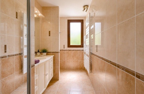 Bouc-Bel-Air Bed & Breakfast | Guest Room “Tromelin” with Private Terrace, Wi-Fi, and Electric Vehicle Charging Point
