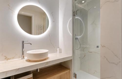 Old Lyon Apartment | GuestReady - L’Ecrin du Vieux-Lyon Calme, Standing