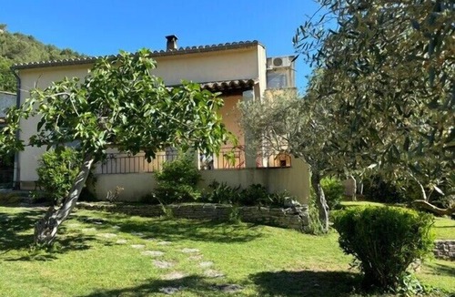 Fontaine-de-Vaucluse House | Helen's hideaway - Panoramic views