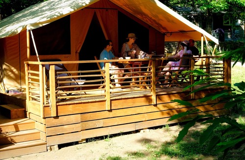 Gravieres RV Rental | Holiday Apartment "Lodges Et Cabanes La Chataigneraie" with Private Garden