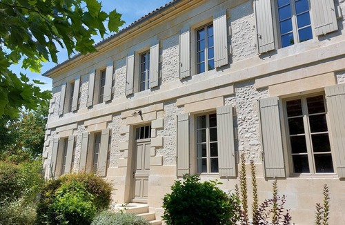 Saint-Georges-des-Agouts House | Holiday Home “Les Hauts De Font Moure” with Shared Pool, Private Garden & Wi-Fi