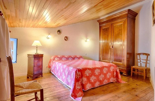Saint-Michel-le-Cloucq House | Holiday Home 'Gite De La Gravée Marais Poitevin' with Private Terrace, Private Garden and Wi-Fi