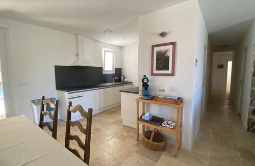 Beauregard-Baret House | Holiday Home 'Le Beauregard - Piscine' with Mountain View, Wi-Fi and Air Conditioning