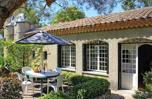 Salon-de-Provence House | holiday home, Salon-de-Provence