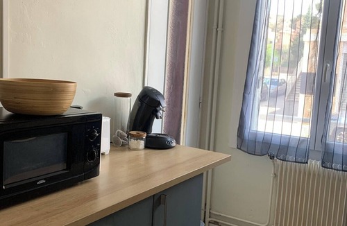 Vitrolles Apartment | Homerez - Apartment in Vitrolles
