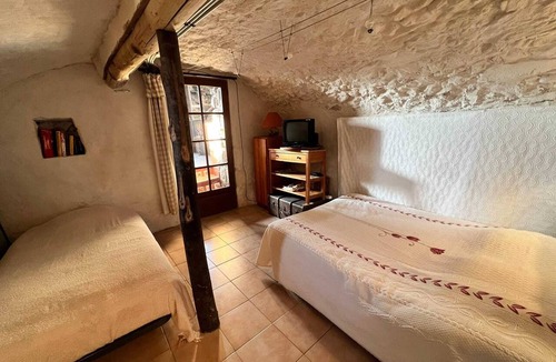 Ardailles Apartment | Homerez - Charming apartment in Valleraugue with terrace