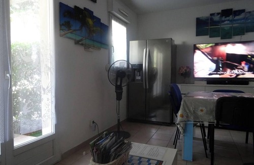 Villeneuve-les-Avignon Apartment | Homerez - Charming Apartment in Villeneuve-lès-Avignon