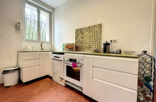 California - Pezou House | Homerez - House 1 km away from the beach for 6 ppl. with sea view at Cannes