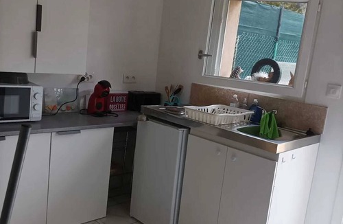 Robion Apartment | Homerez - Studio in Robion