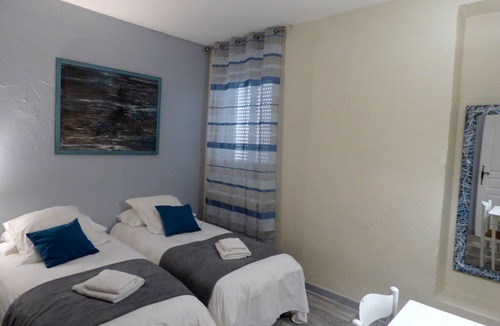 Rognonas Hotel | Hotel L'Escale des Alpilles