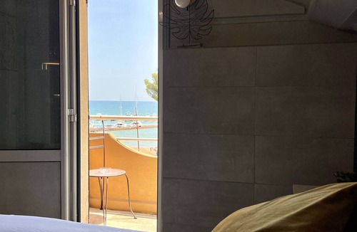 Mandelieu-la-Napoule Beach Hotel | Hotel La Calanque