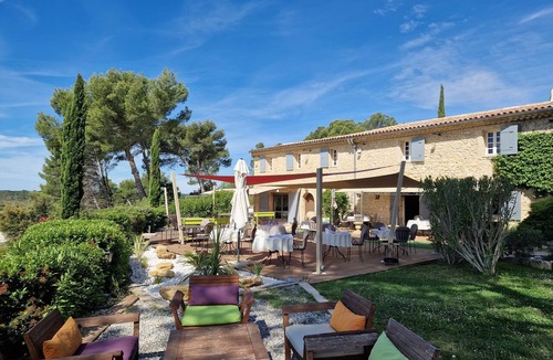 Saint-Cannat Hotel | Hotel Mas de Fauchon