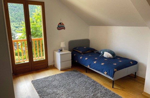 Forville House | HOUSE 140 m² · 5 bedrooms · Sleeps 8 · Garden · Terrace · Briançon/Serre-Chevalier