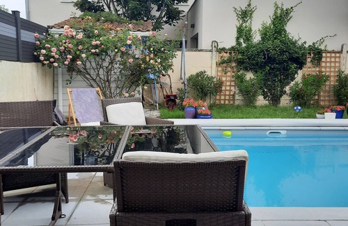 Eysines House | House
