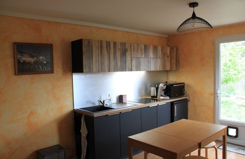 Aix-en-Provence Apartment | House in Provence, Calanques, Sea and Hills
