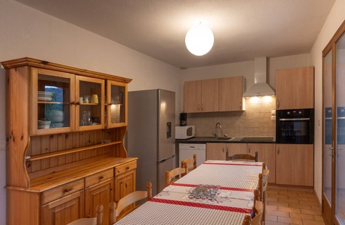 Chambonas House | House 'Les Sources Gîte Sauvignon' with Shared Pool, Private Garden, and Air Conditioning