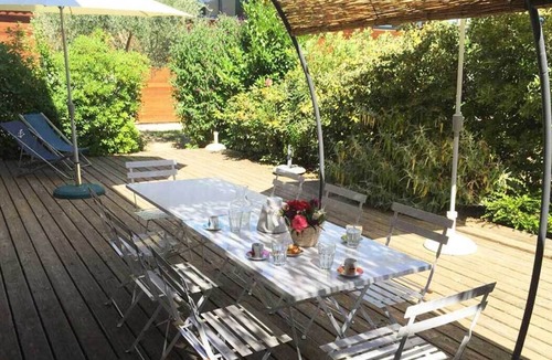 Entrechaux House | House & Studio for 6 - 8 travellers with views of Mont Ventoux