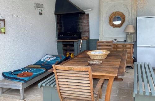 Saint-Martin-d'Uriage House | House with beautiful swimming pool and wooded garden inviting you to laze around