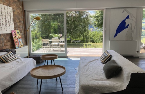 Saint-Martin-d'Uriage House | House with beautiful swimming pool and wooded garden inviting you to laze around