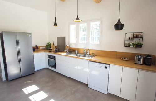 Saumane-de-Vaucluse House | House with large garden, 5 mn from Isle sur la Sorgue,