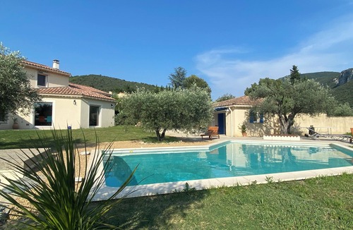 Mollans-sur-Ouveze House | House with large private pool in Provence