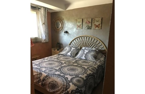 Roquefort-la-Bedoule Apartment | Independent T2 in Villa. Rated 3 stars for 4 people.
