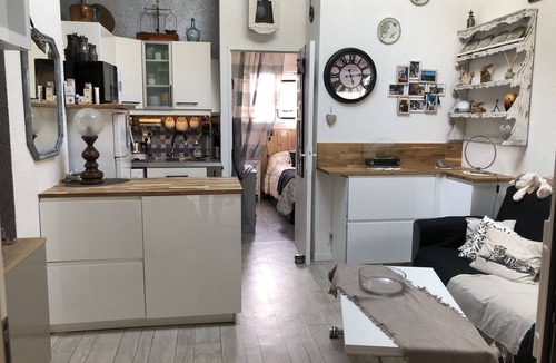 Gassin Condo | Joli Petit Mazet Avec Terrasse en Pleine Nature