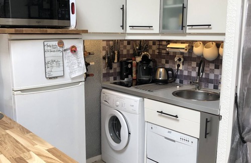 Gassin Condo | Joli Petit Mazet Avec Terrasse en Pleine Nature
