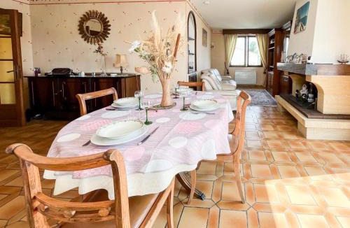 Olonne-sur-Mer House | Jolie maison avec jardin - quartier la Roulière - 6 personnes