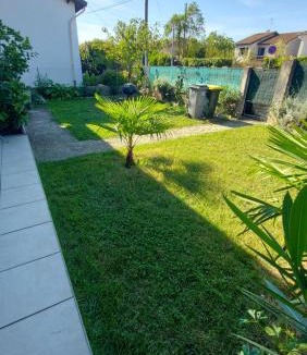 Vaulx-en-Velin House | K&N - Maison à partager avec d'autres voyageurs - Chambre privée - Jardin - Balcon