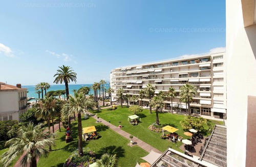Cannes City Centre Apartment | Khayat-0514-Roomy studio with a fantastic sea view