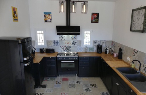 Saint-Andre-de-Roquepertuis House | L'Olivette - 110m2 + Private Pool 2 to 6 people Air-conditioned