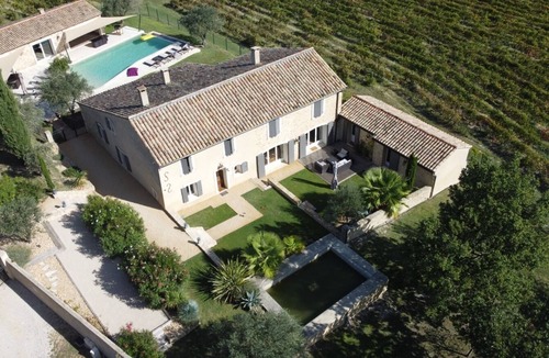 Buisson House | LA Bastide D'iris Superbe Bastide en Pierre Située à 6 km de Vaison la Romaine
