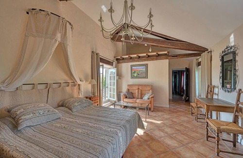 Caderousse House | La Bastide des Princes - Indoor and outdoor swimming pool