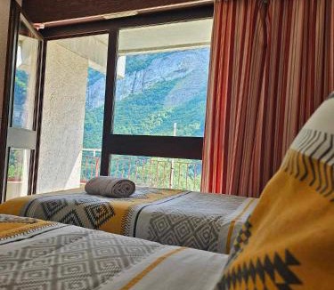 Echevis Hotel | La Bicyclette Chambre Privée , Le Refuge Du Phoenix