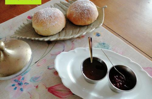 Laragne-Monteglin Bed & Breakfast | La Campagne en Ville