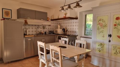 Montsegur-sur-Lauzon House | La Cassine, gîte des Lucioles en Provence