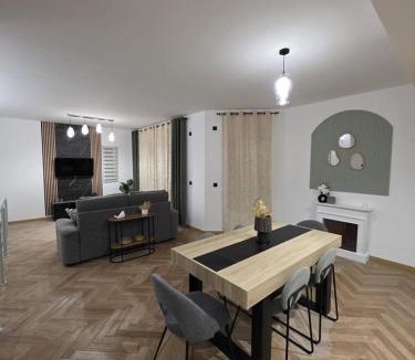 Saint Pierre de Feric Villa | La costière
