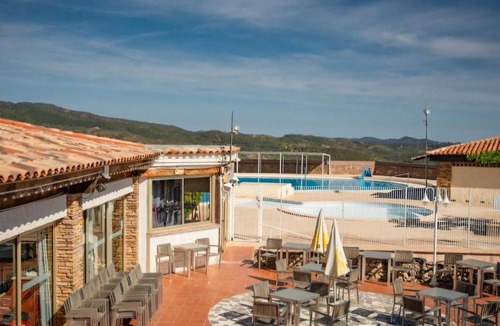 Frejus Villa | "La Désirée" air-conditioned bastidon, private estate, swimming pool, pétanque, restaurant.