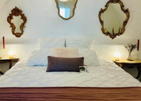 Saint-Marc-Jaumegarde Apartment | La glycine