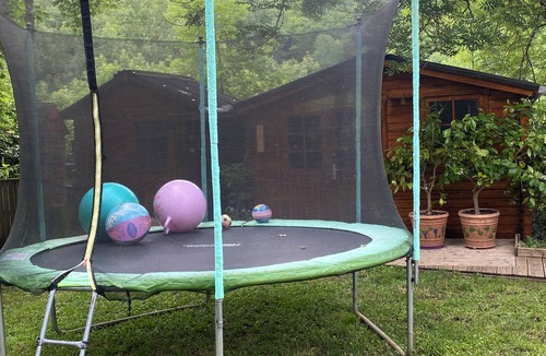 Espalion House | La Grange de Combret Vacation Rental, located in the countryside, 15 minutes from Espalion
