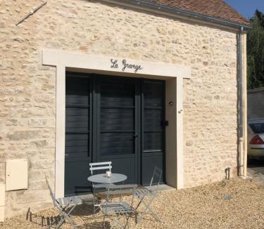 Ury House | La Grange