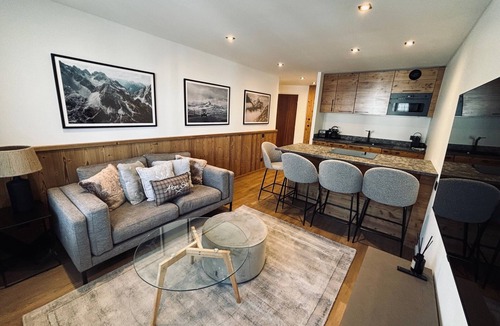 Montgenevre Apartment | LA Loubatiere, Superbe Appartement Rénové en Plein Coeur de la Station
