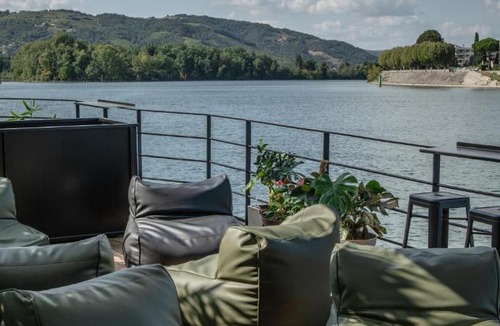 Tournon-sur-Rhone House | LA PENICHE - Bed And Bicycle - Tournon