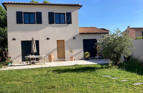 Paluds de Noves Villa | La Petite Bastide en Provence