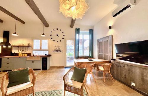 Bedoin House | La petite fontaine