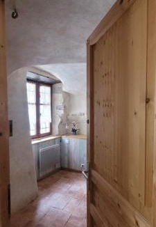 Rochemaure House | La roche