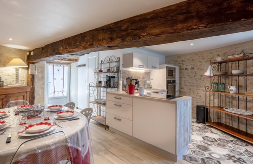 Jard-sur-Mer House | La Tourette – Charming, Unique Cottage with Private Terrace, Garden, and Wi-Fi