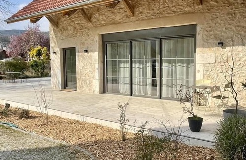 Yenne House | LA VILLA DE PAUL - YENNE